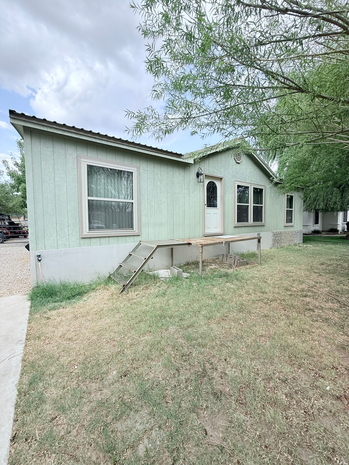 724 W Jackson Ave — photo