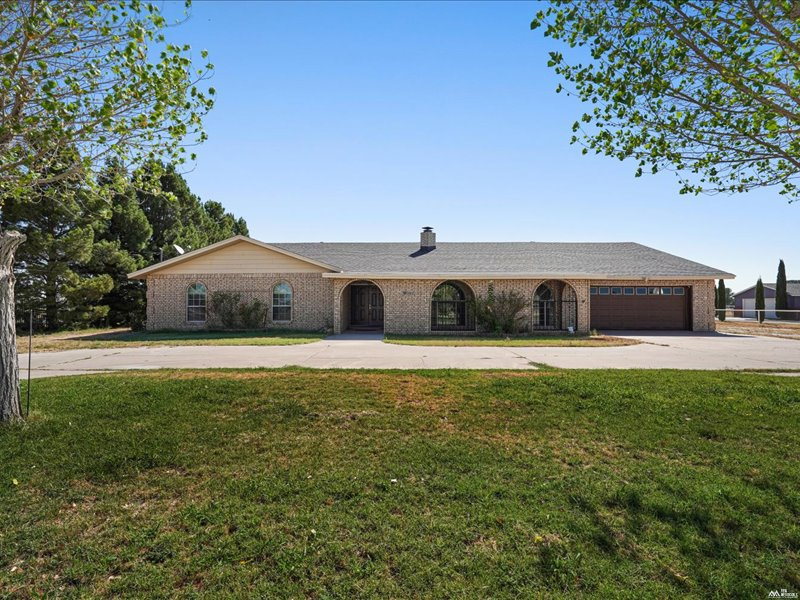 5002 Los Nogales Drive — photo
