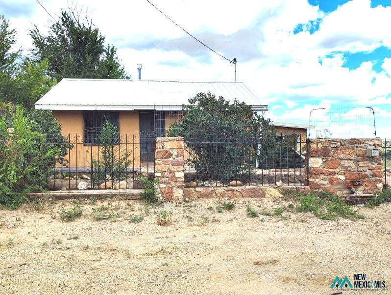 1610 Salazar Street — photo