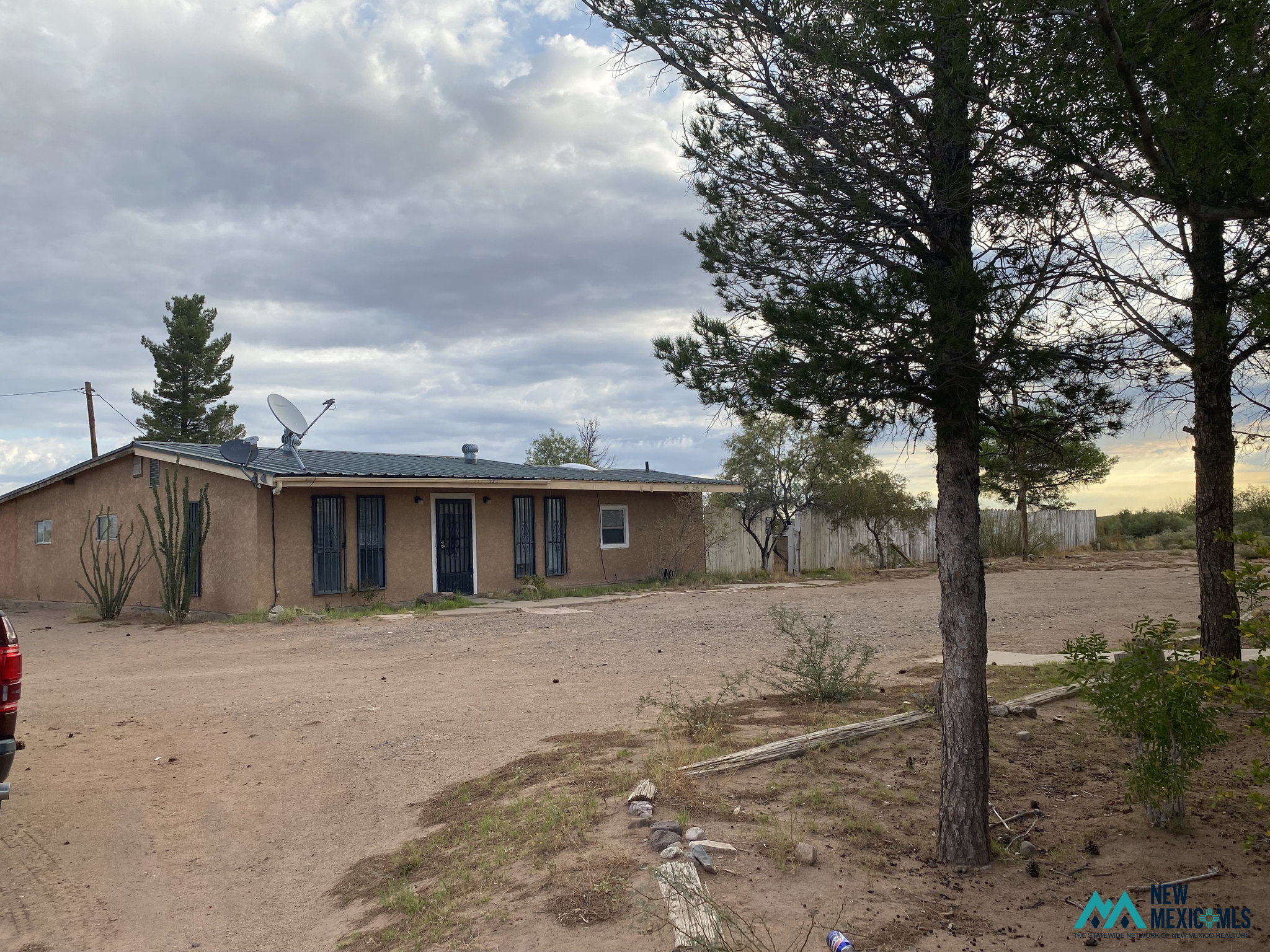 5125 Racetrack Rd — photo