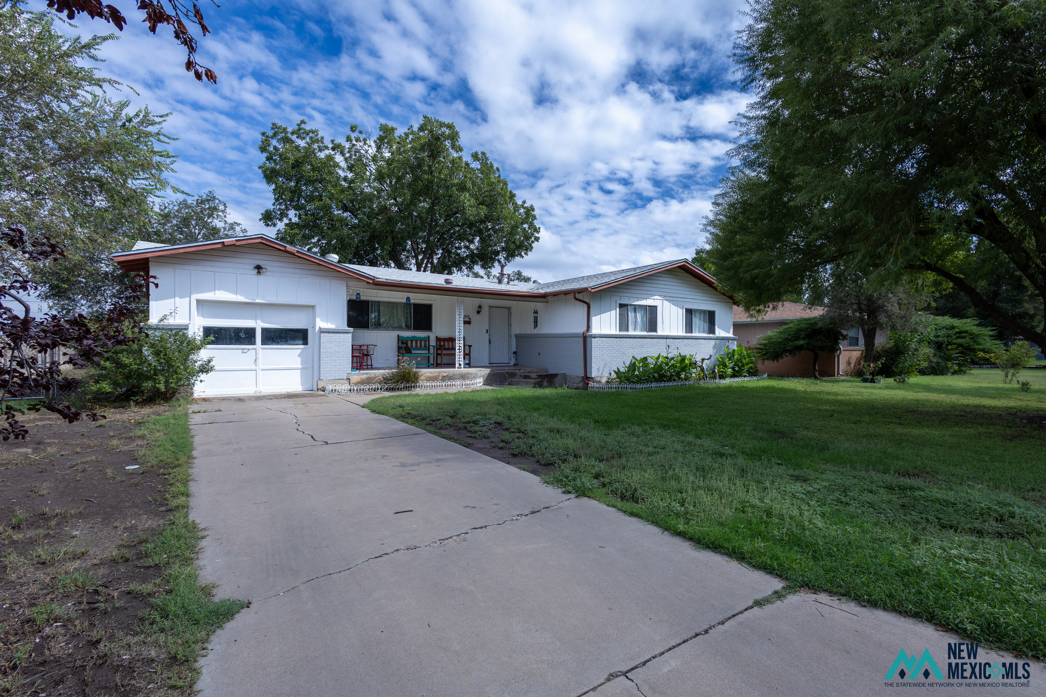 309 Hondo Dr — photo