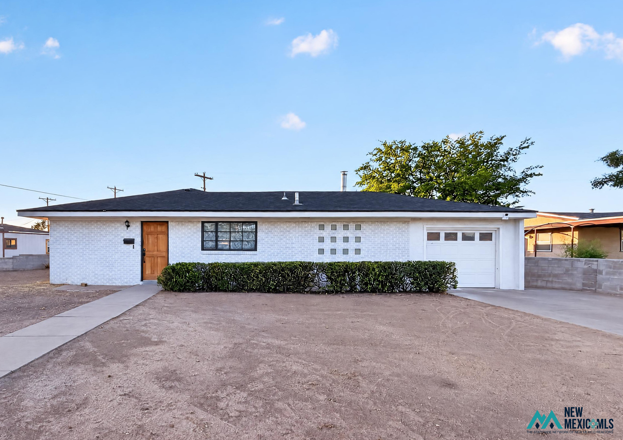 805 N Plains Park Dr — photo