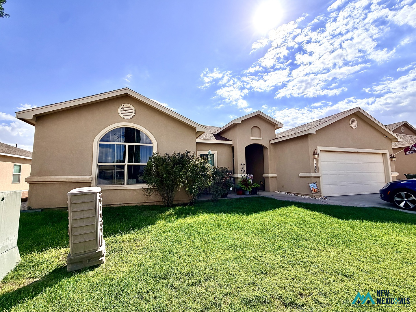 1929 Leanne Dr — photo