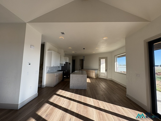415 S Roosevelt Rd R And A Half Rd, Portales, NM 88130 — photo 2