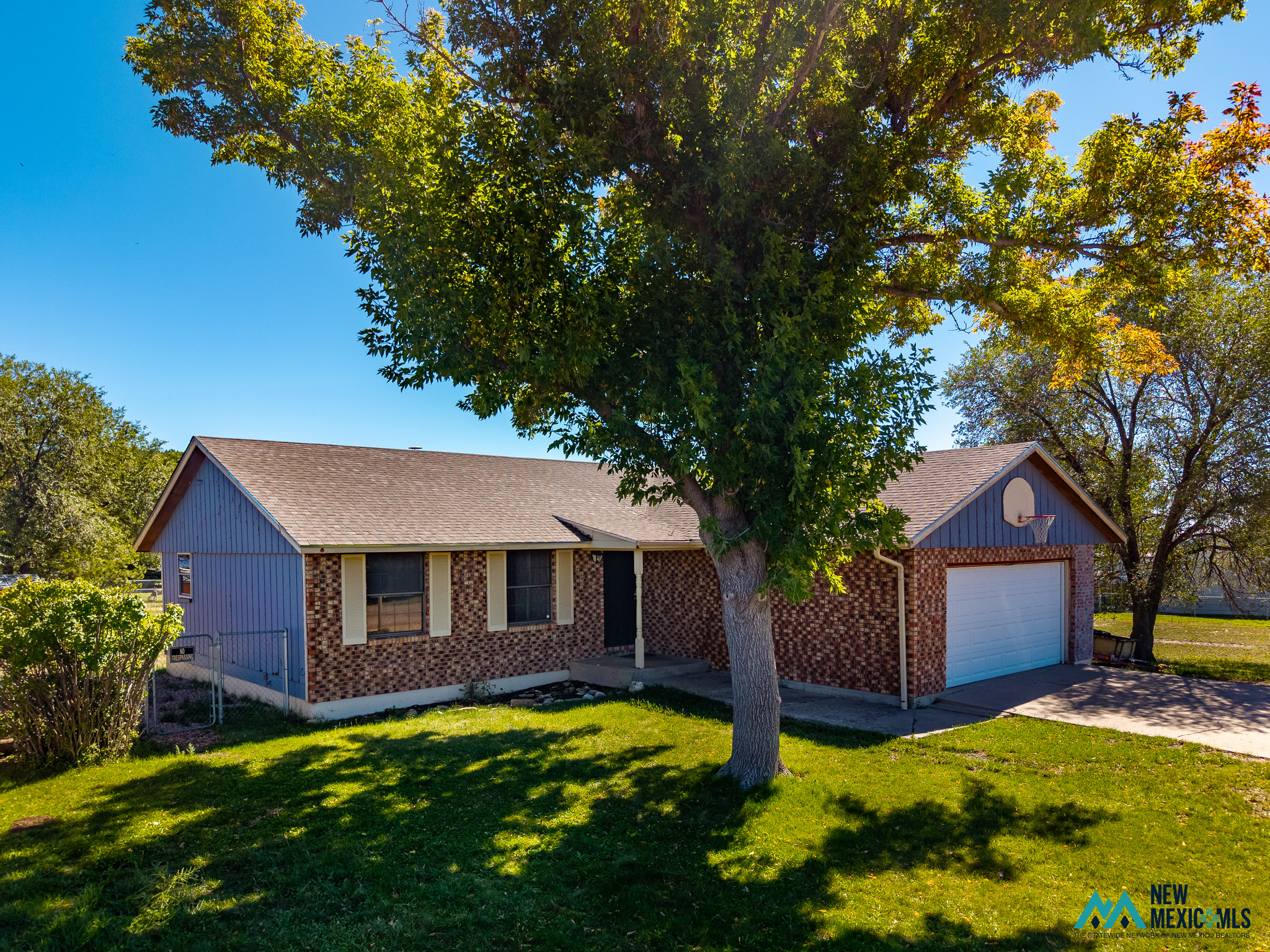 221 Castlegate, Raton, NM 87740 — photo 2