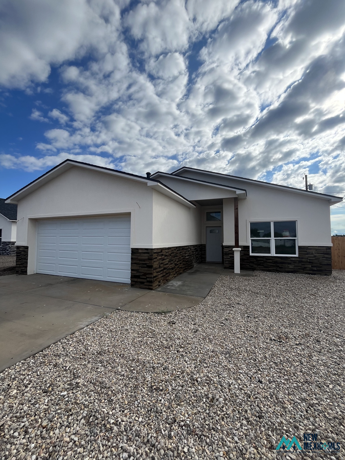 2807 S Onyx Dr #27 — photo