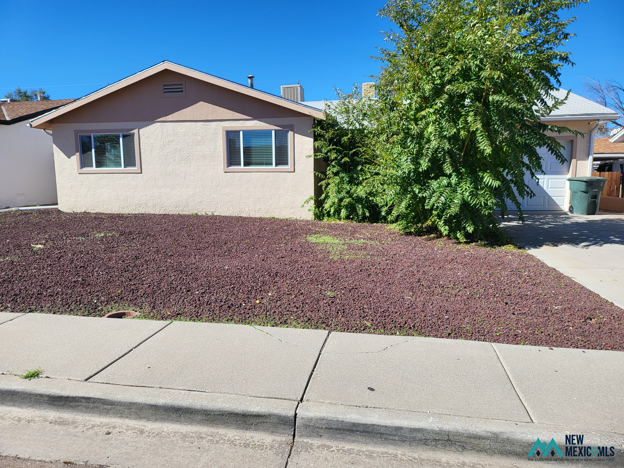 314 Mckee Dr — photo