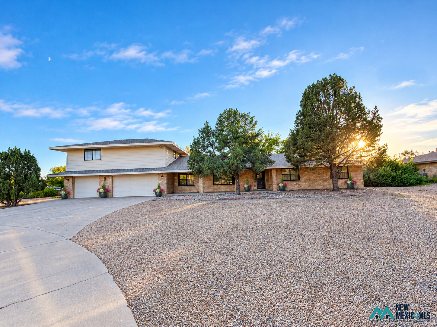 8 Walking Cane Ln — photo