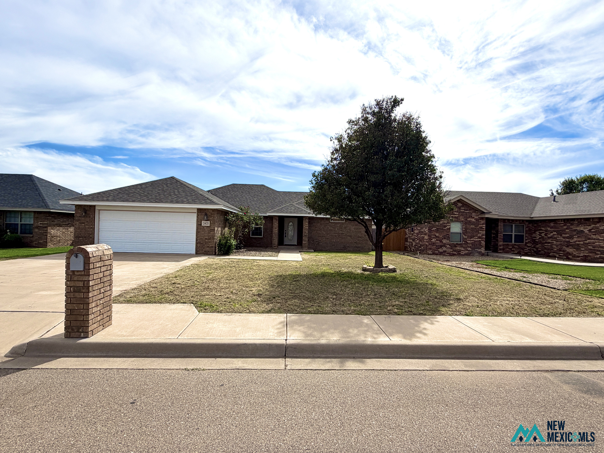 2421 Flagstone Dr — photo