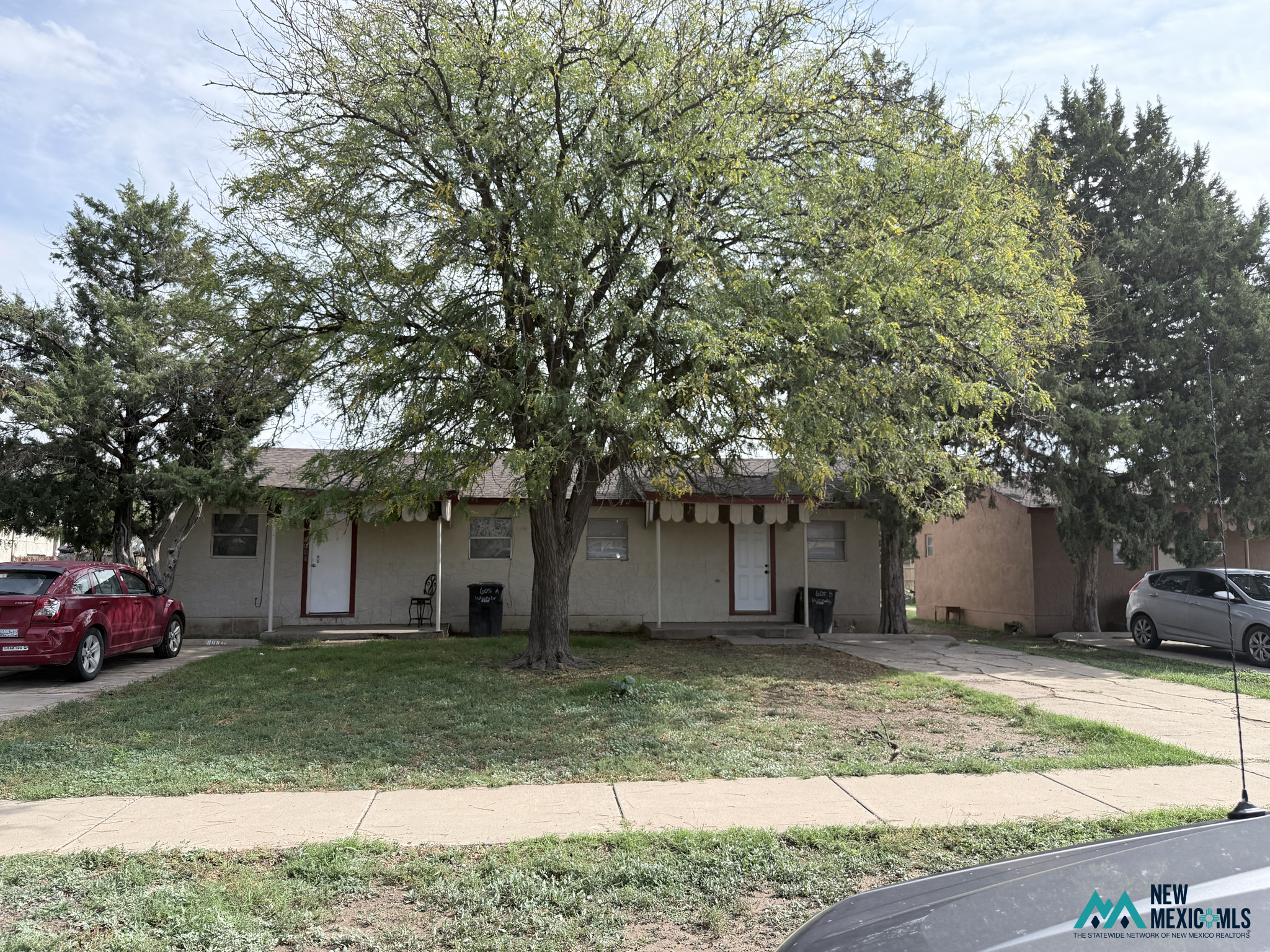 605 Woody Dr — photo