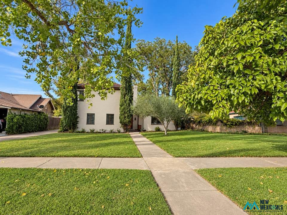 209 N Alameda St #3 & 5 — photo