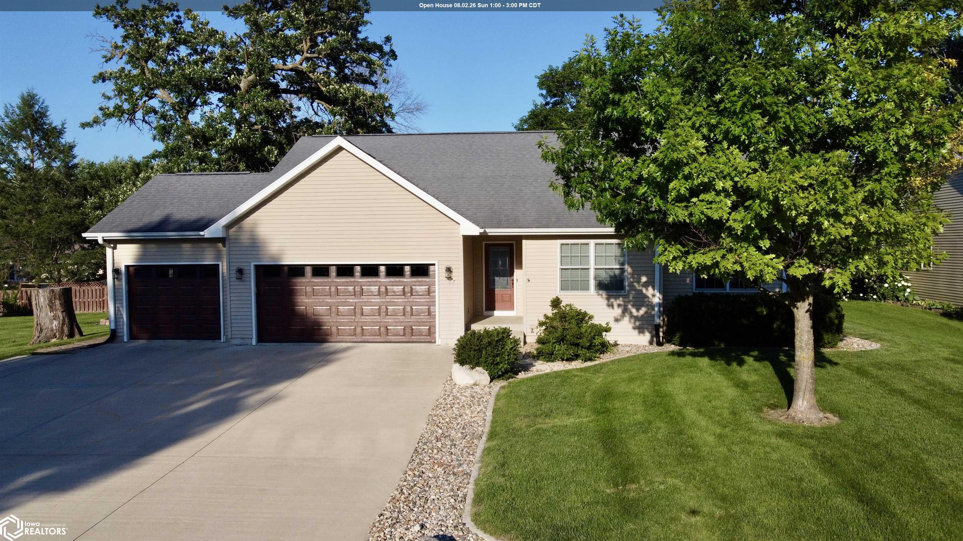 507 Hickory Lane — photo