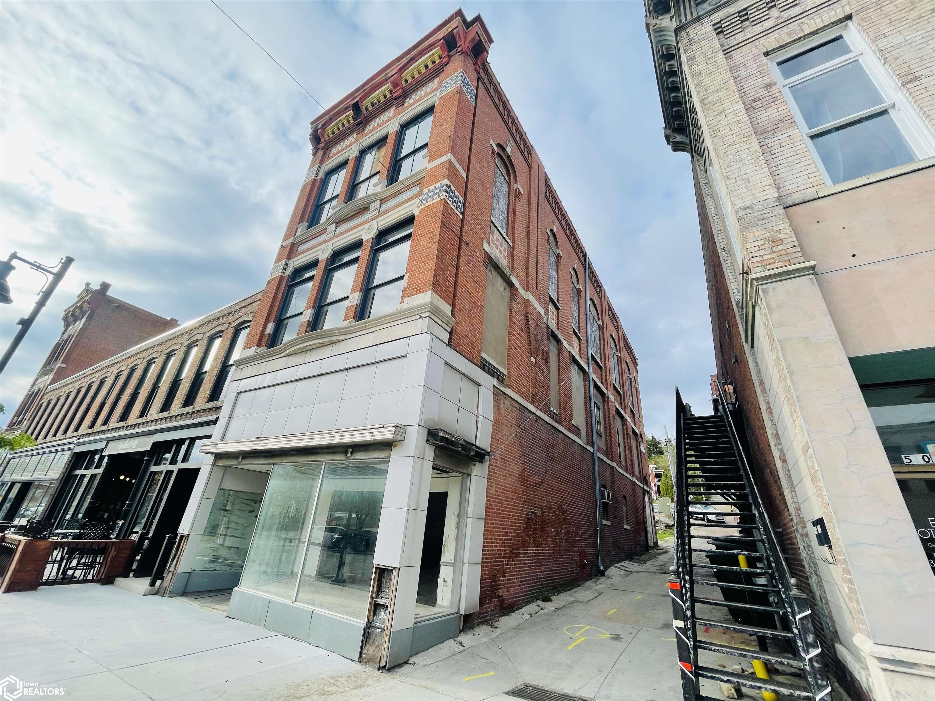 512 Jefferson Street — photo