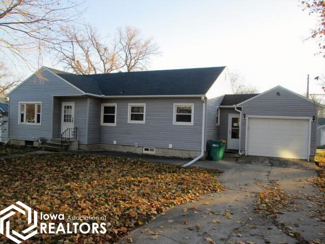 308 S 3rd Street — photo