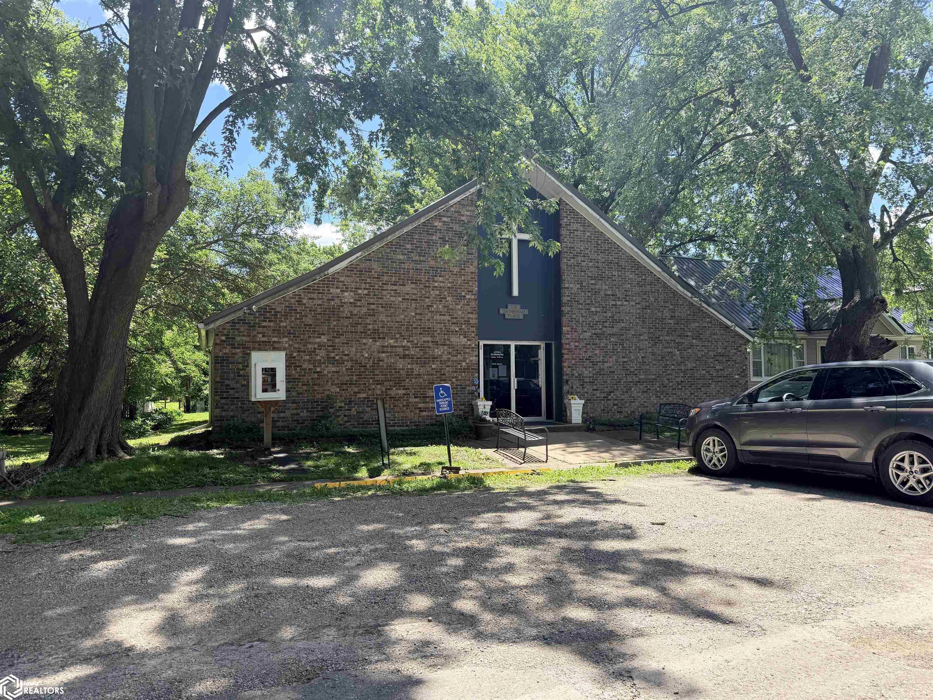 302 W Jefferson Avenue — photo