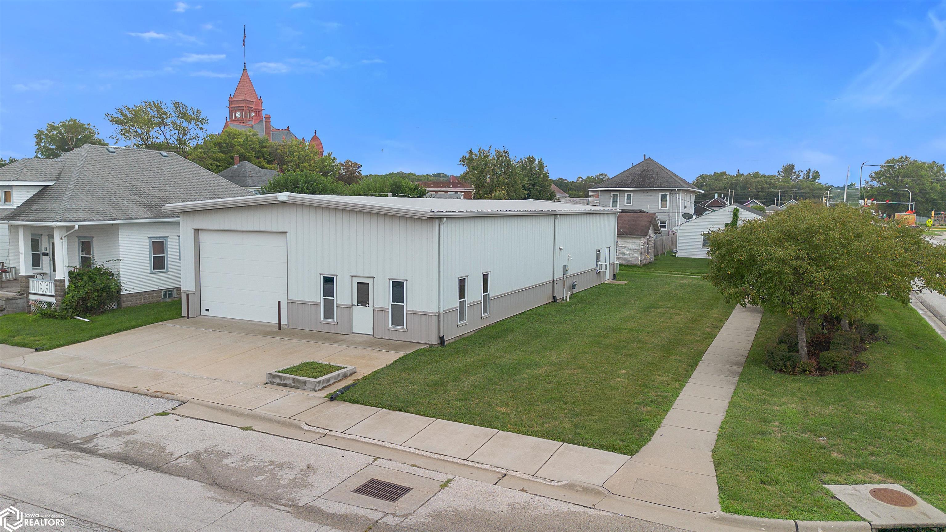 108 W Hammond Street — photo