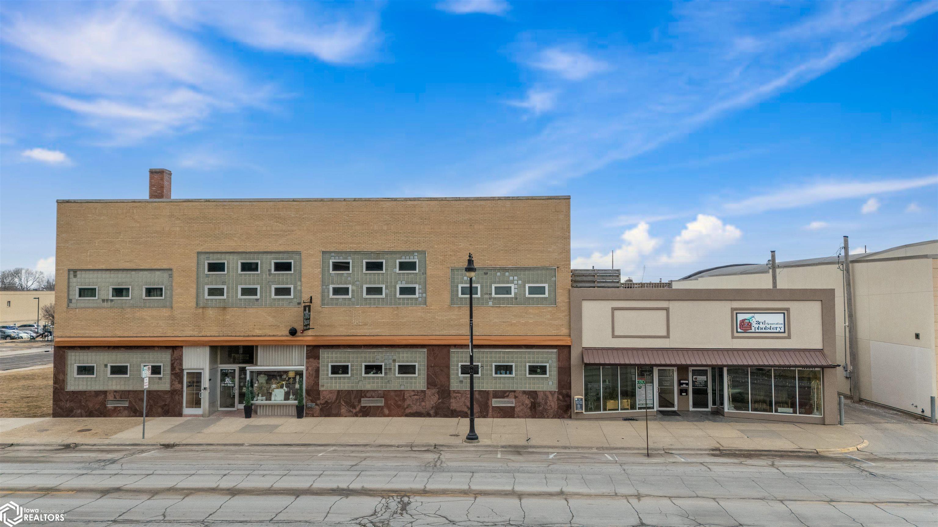 218 E Main Street — photo