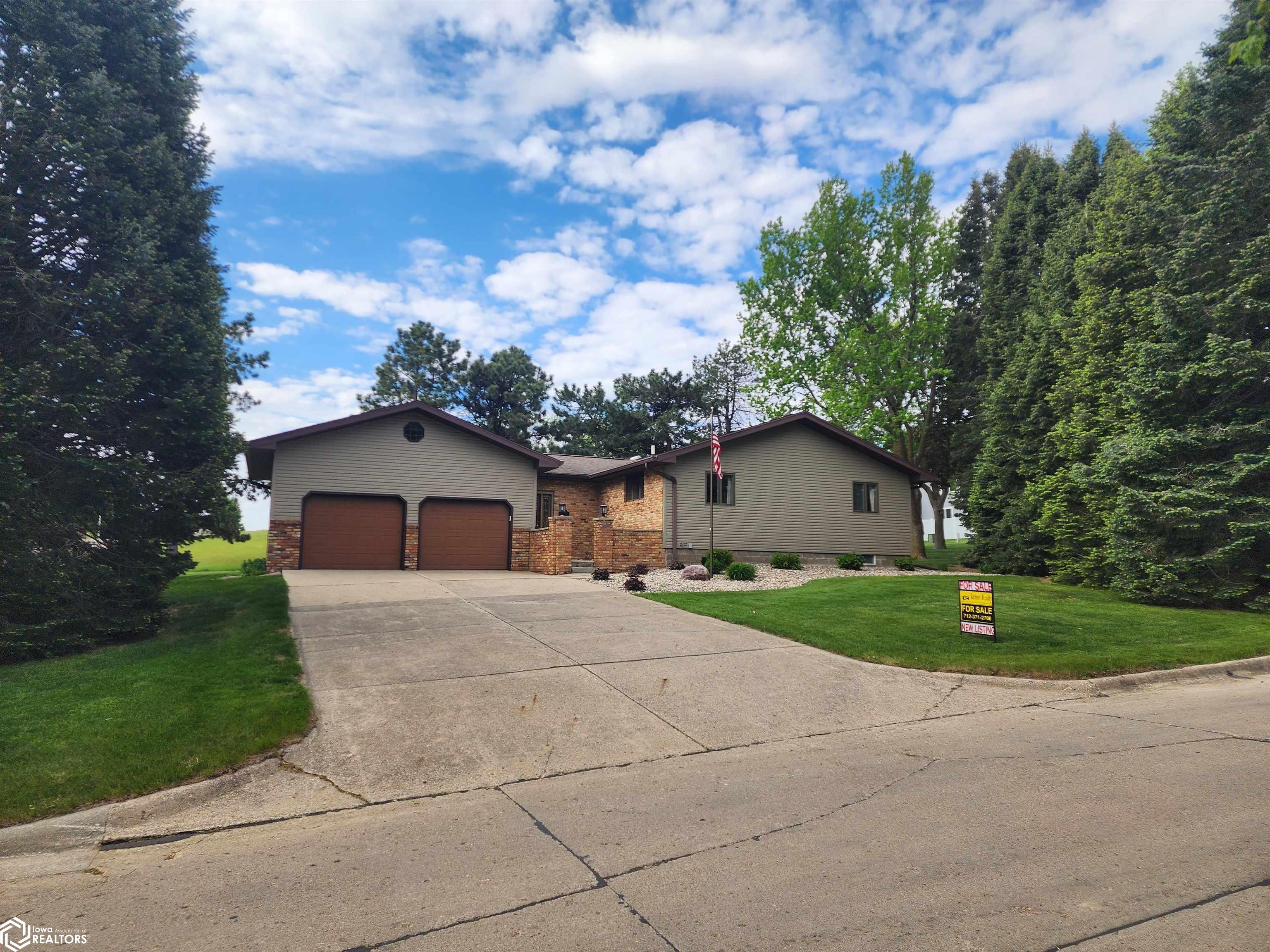 501 Zobel Lane — photo