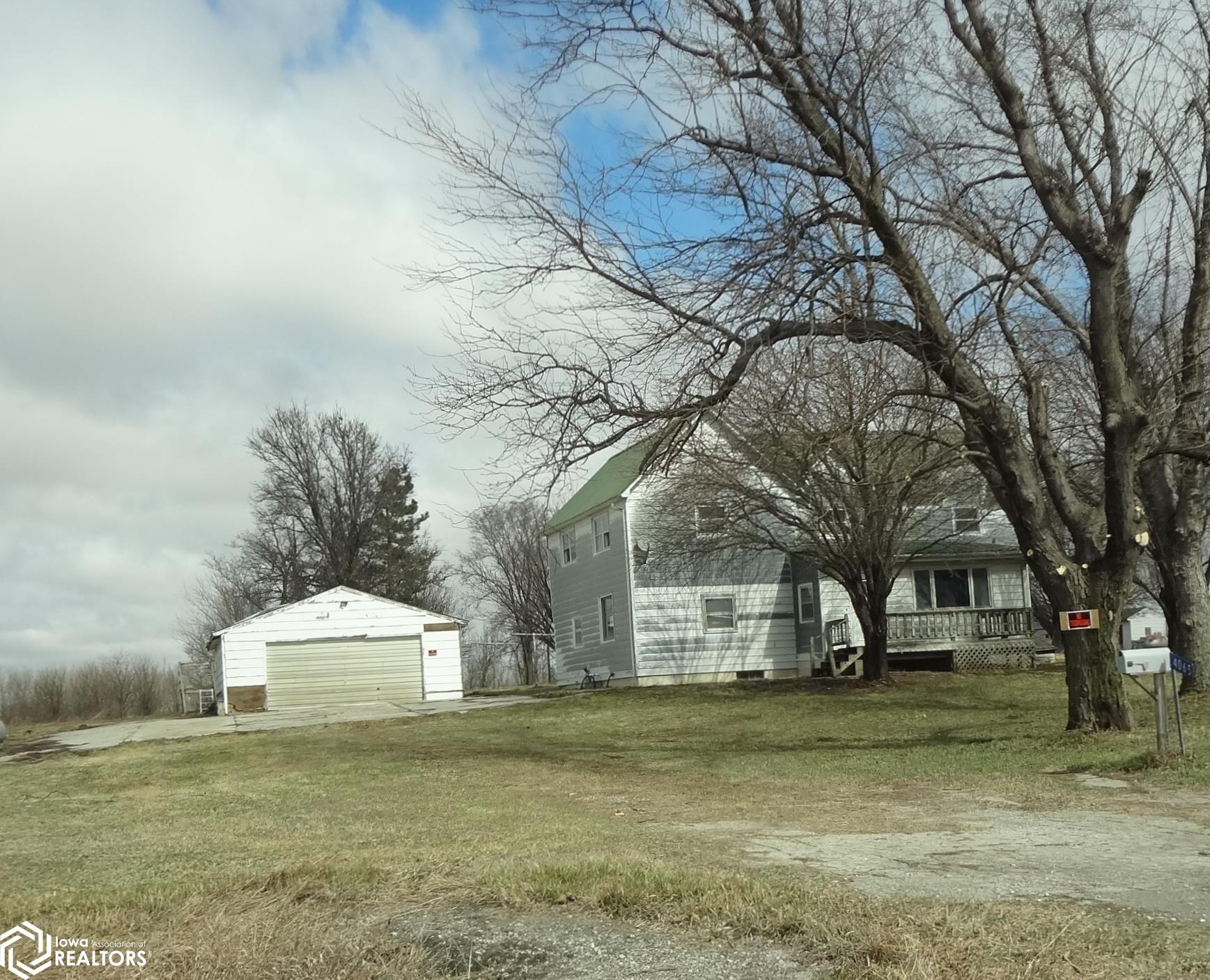 4065 Airport Road — photo