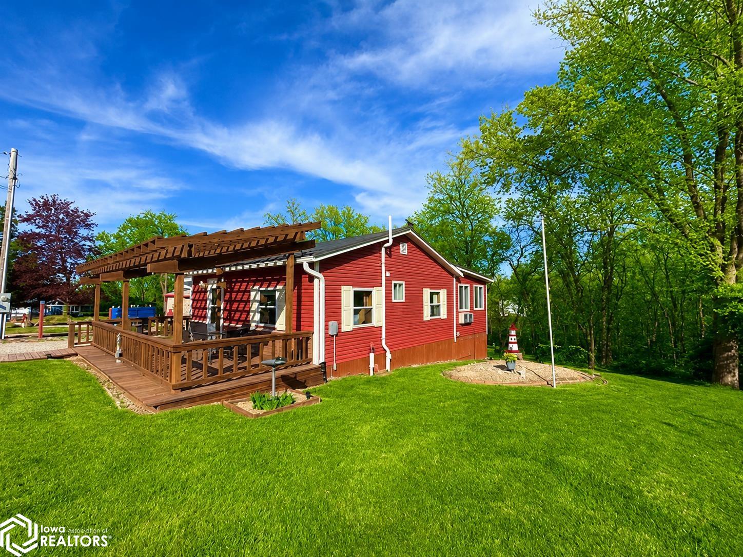 1410 E Ridge Drive — photo