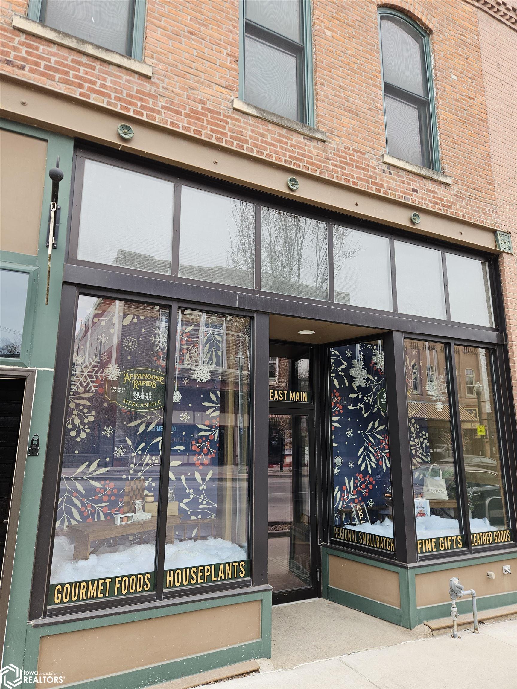 328 E Main Street — photo