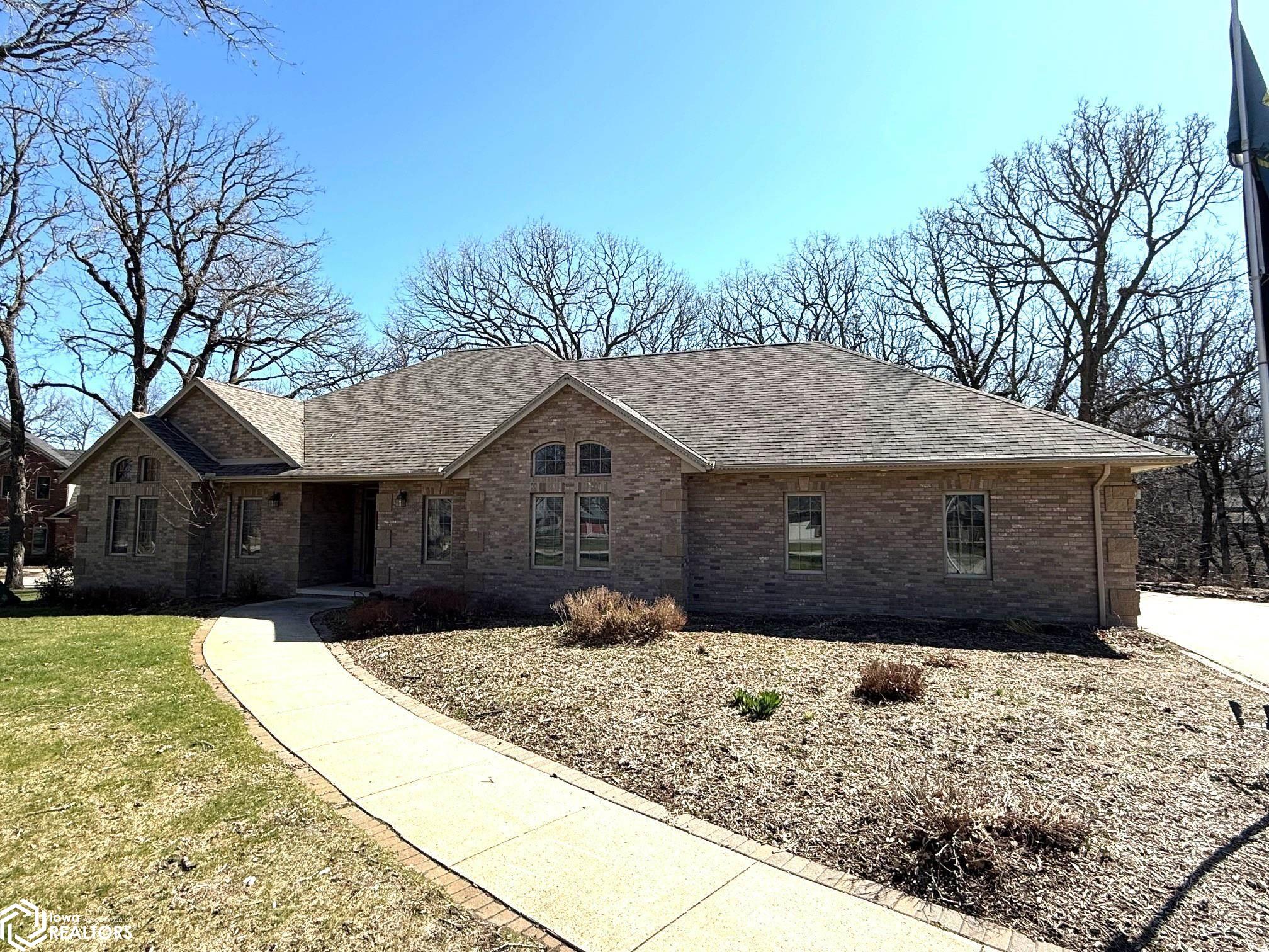 402 Timber Estates — photo