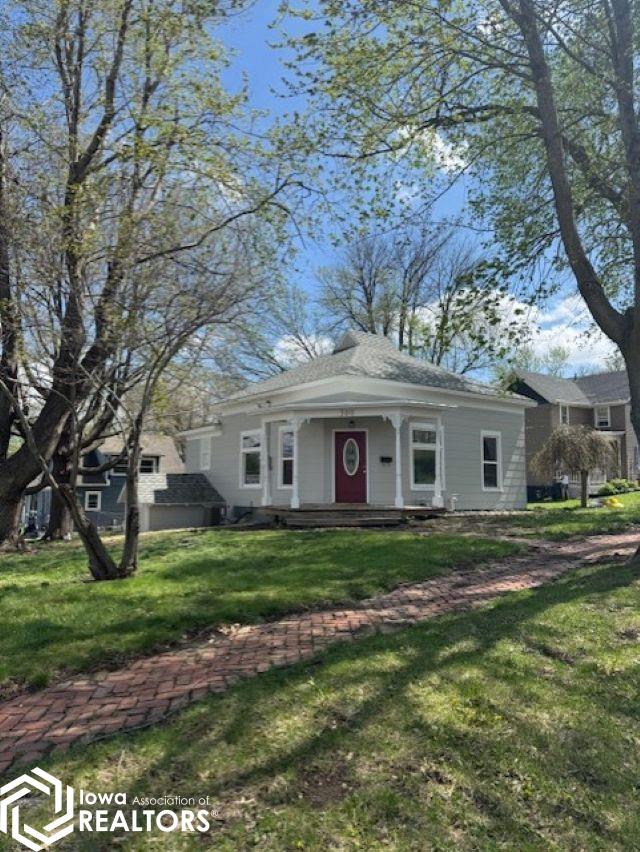 300 E Washington Avenue — photo