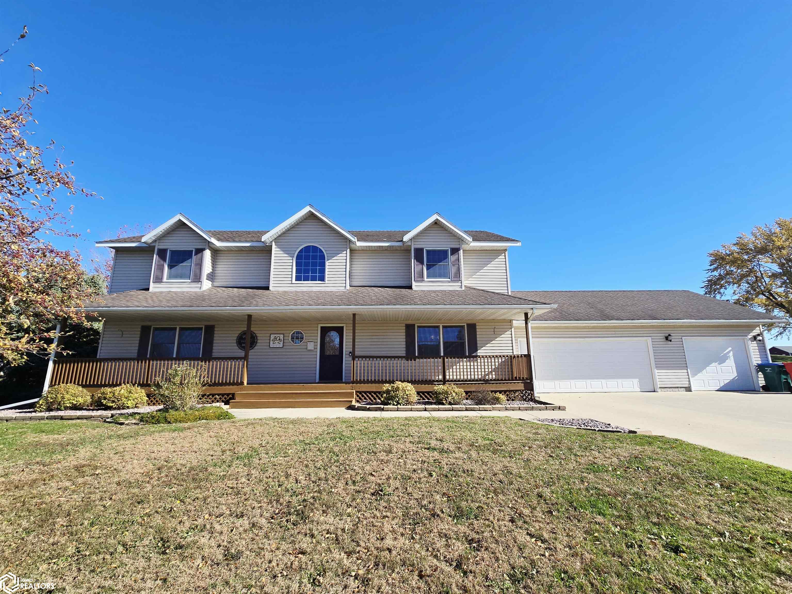 2402 N Terrace Drive — photo