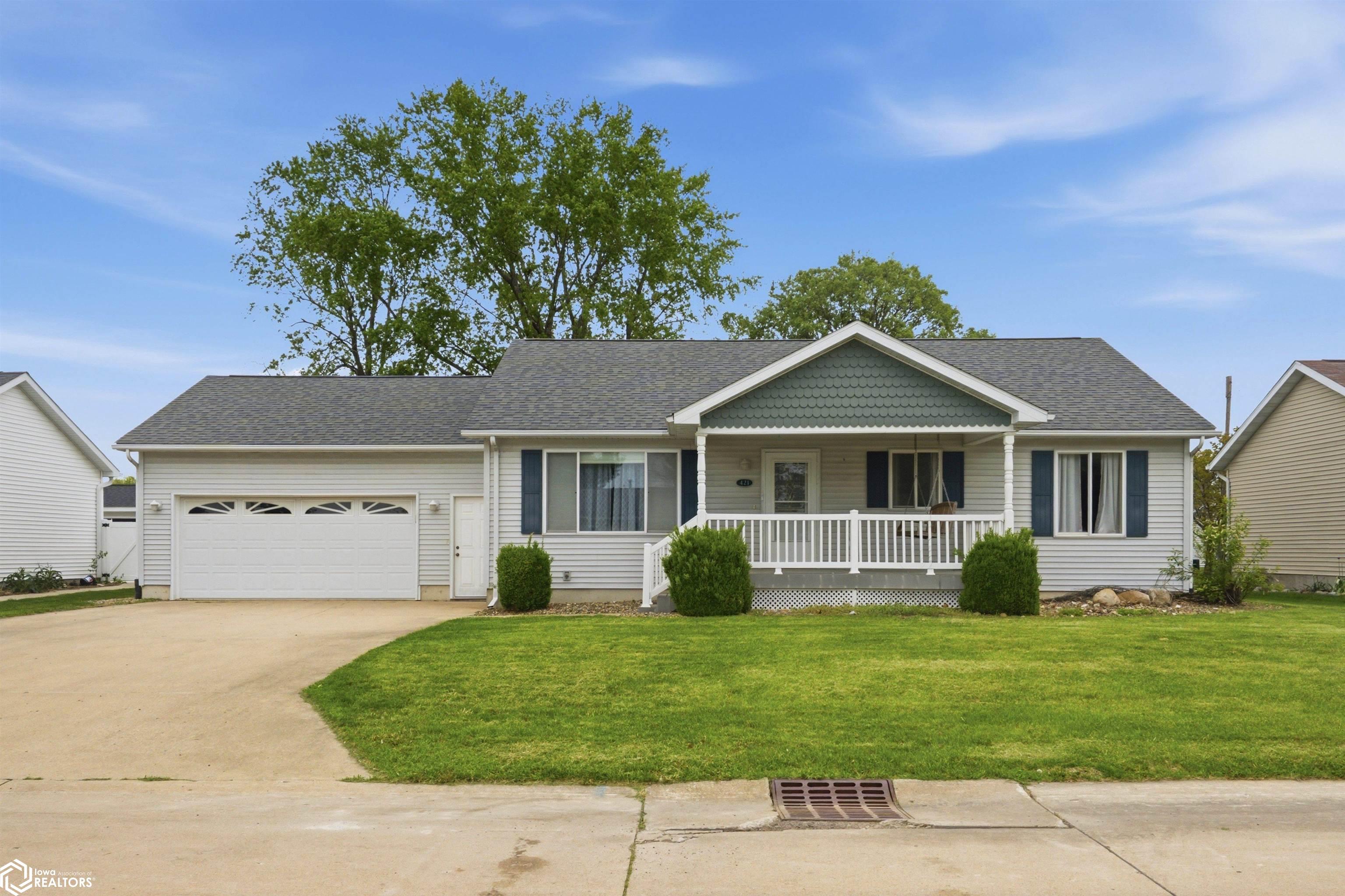 421 E Becky Ln. — photo