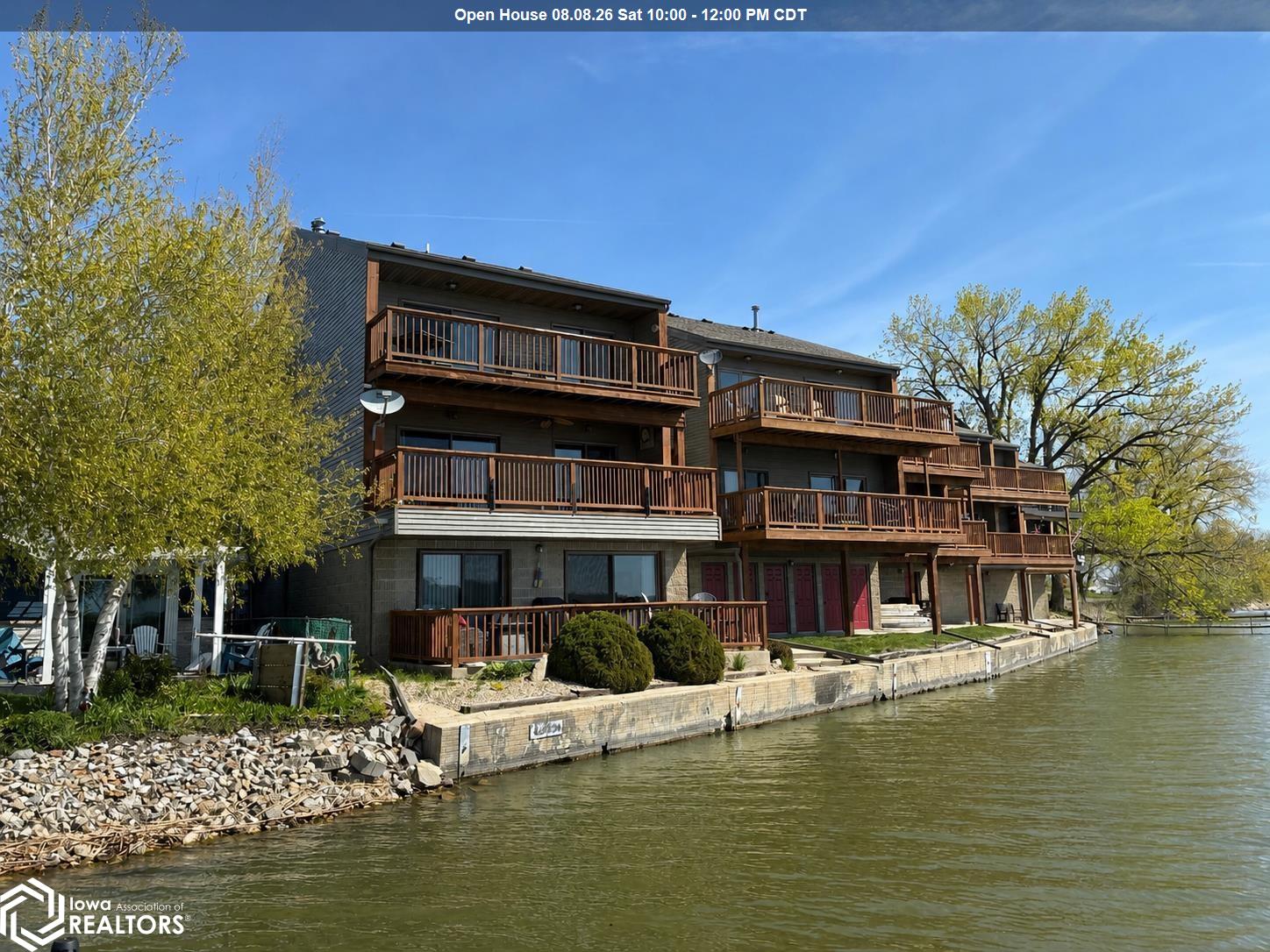 414 E Lake Street 1 — photo