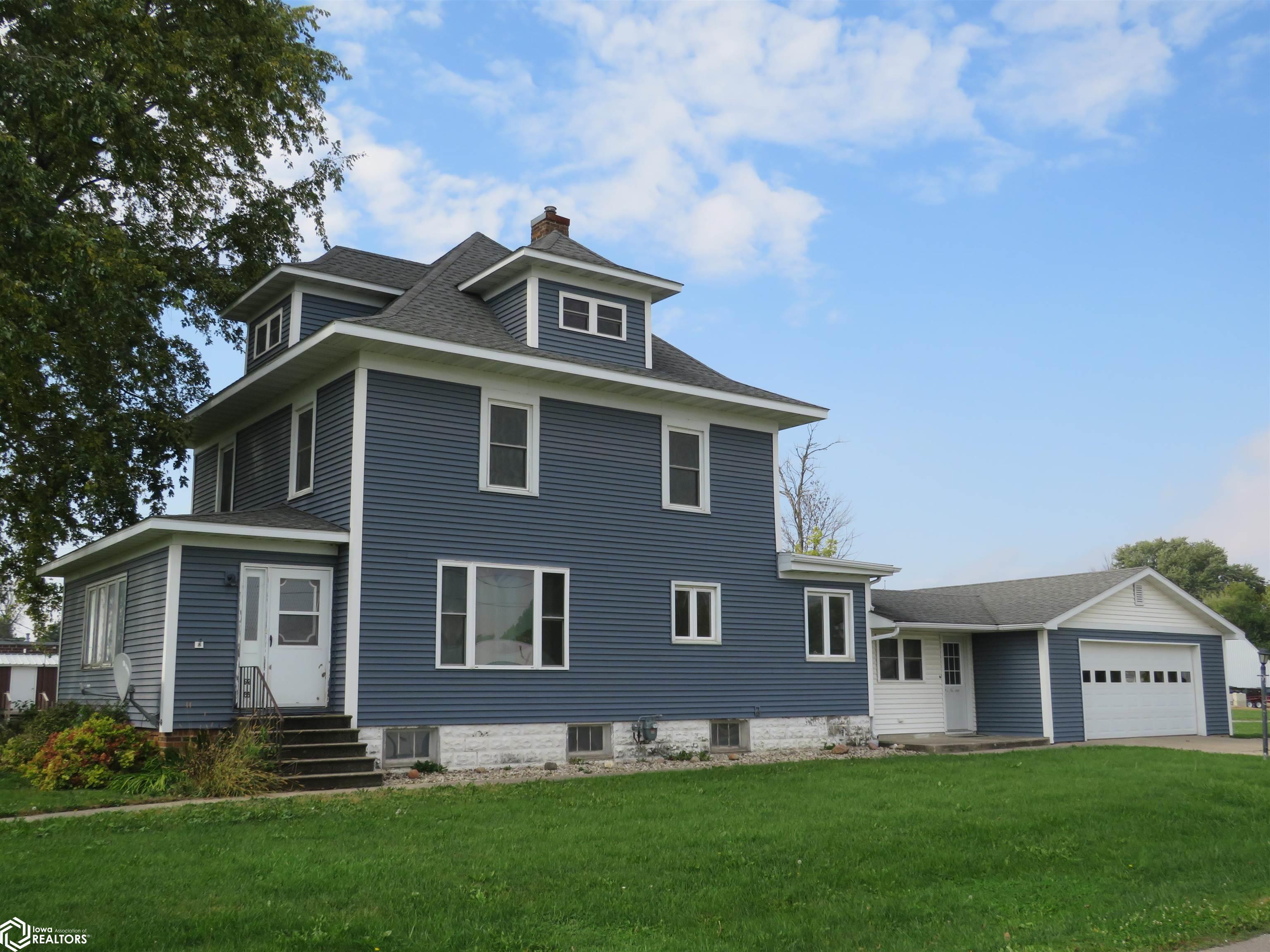 100 N Vankirk Street — photo