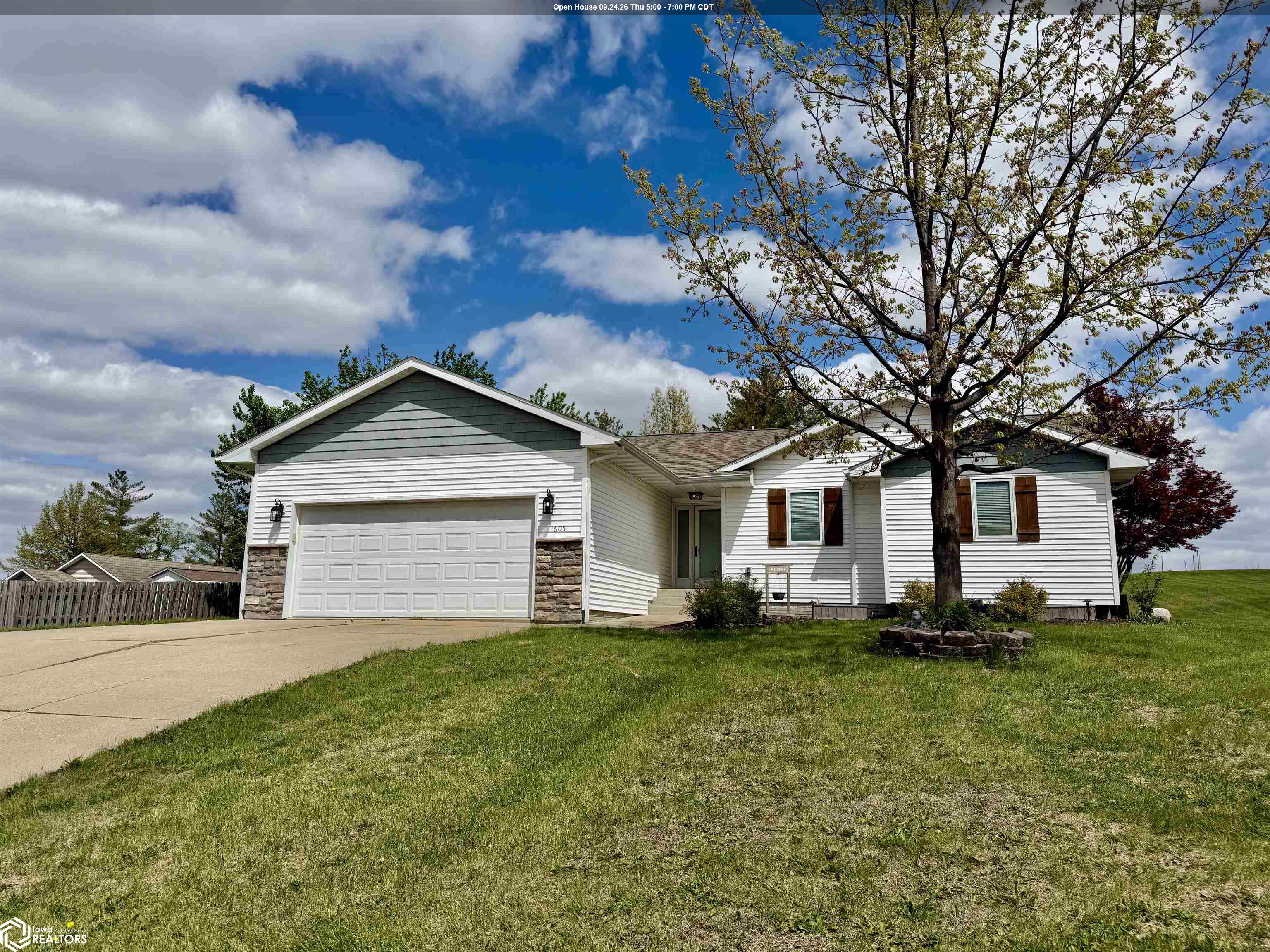 605 Fairview Drive — photo