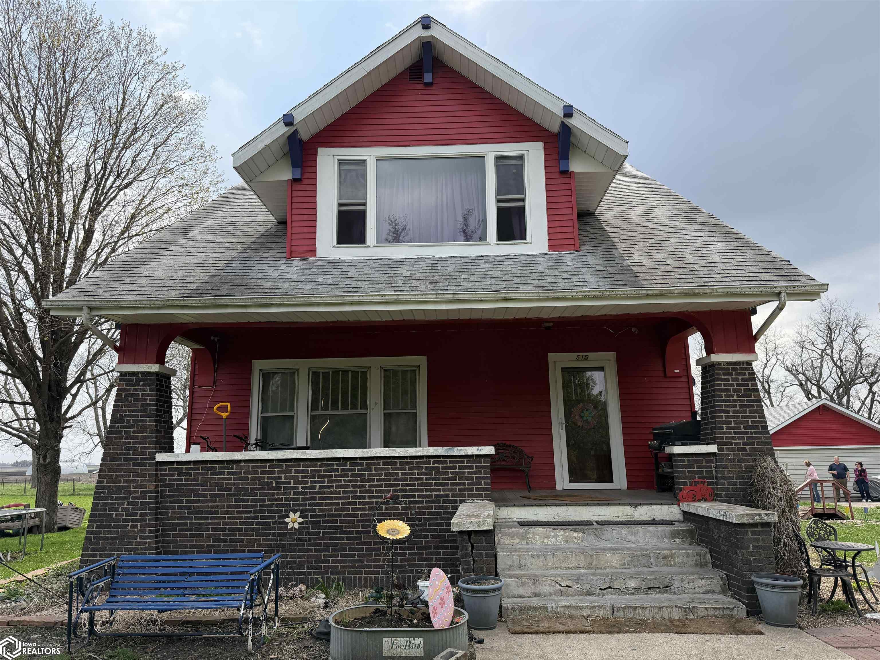 515 Dean St. — photo