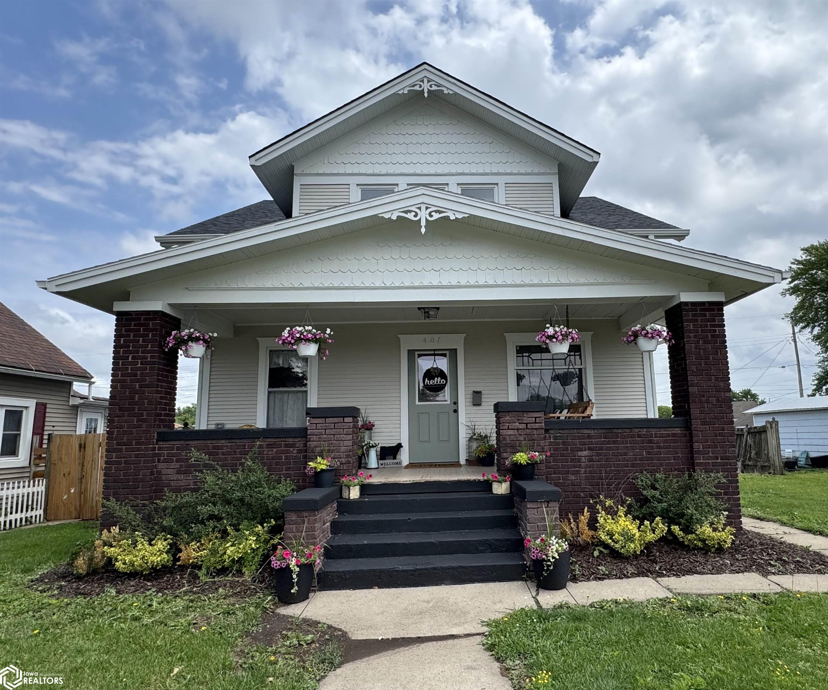 407 N Walnut Street — photo
