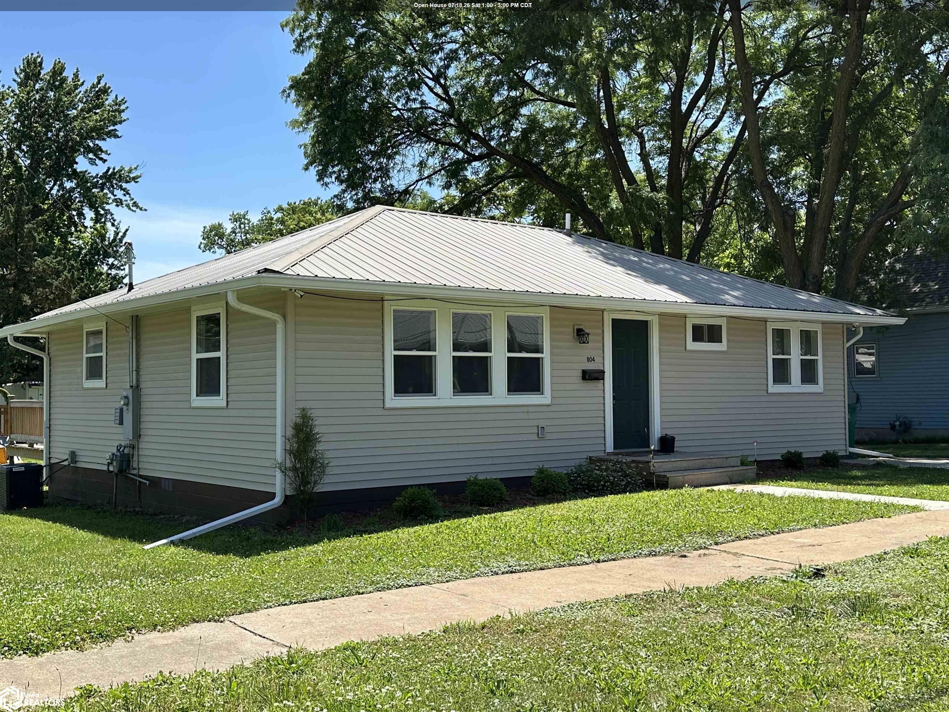 804 W Grimes — photo