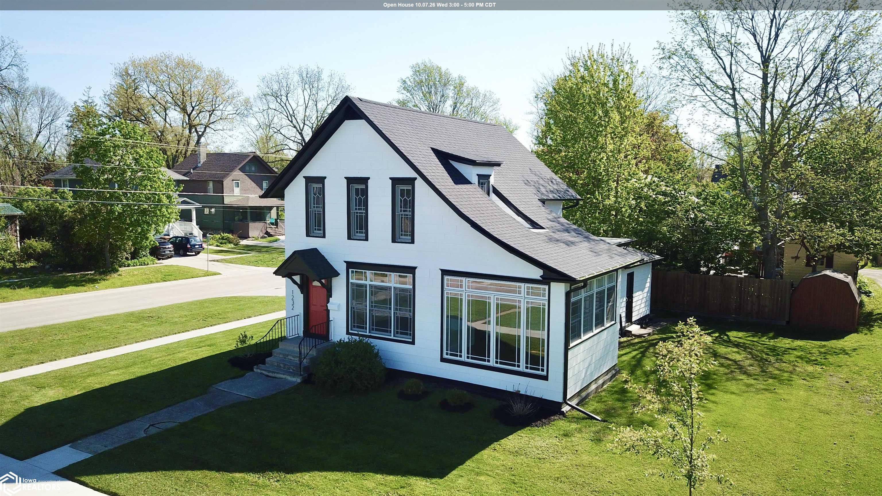 1232 Main Street — photo