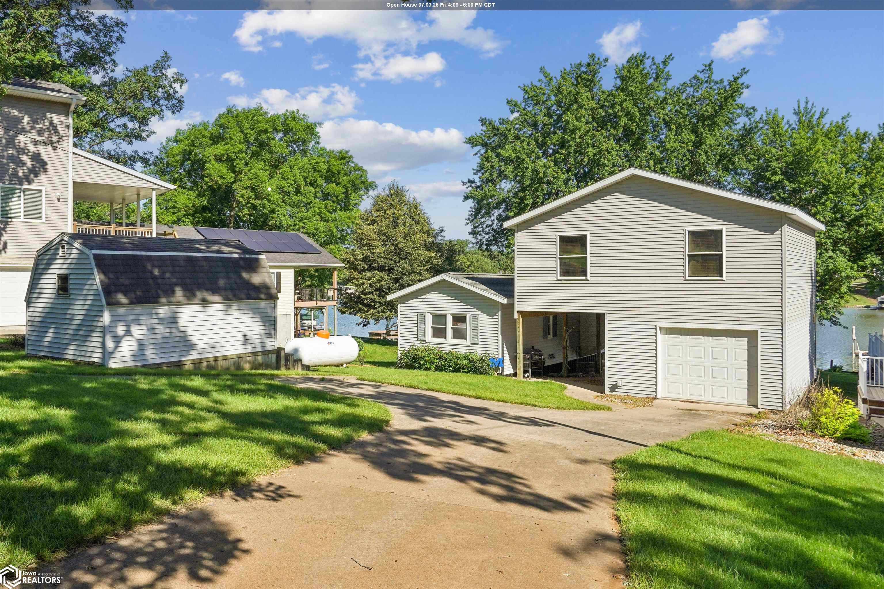 190 Center Point Drive — photo