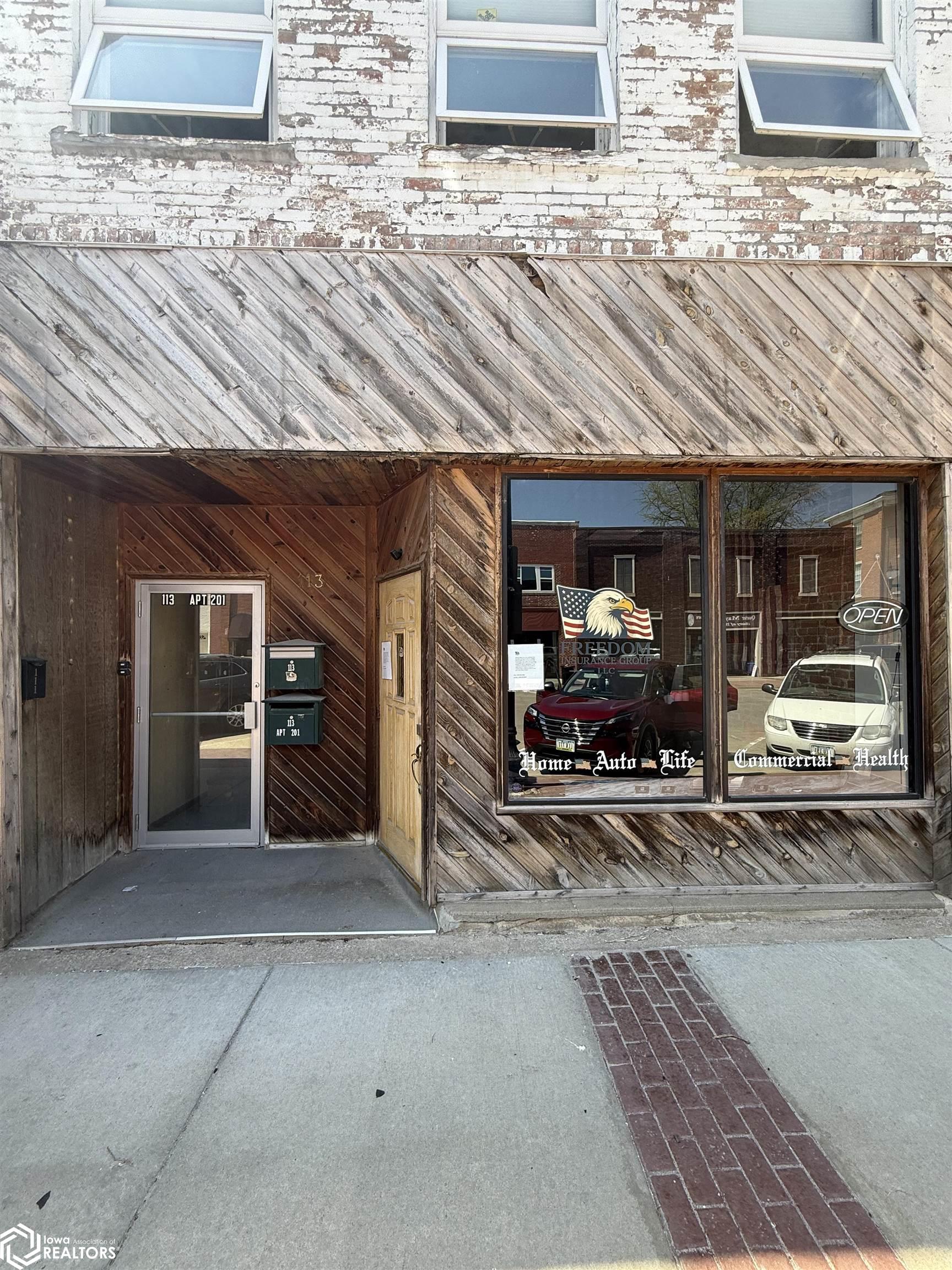 113 N Jefferson Street — photo
