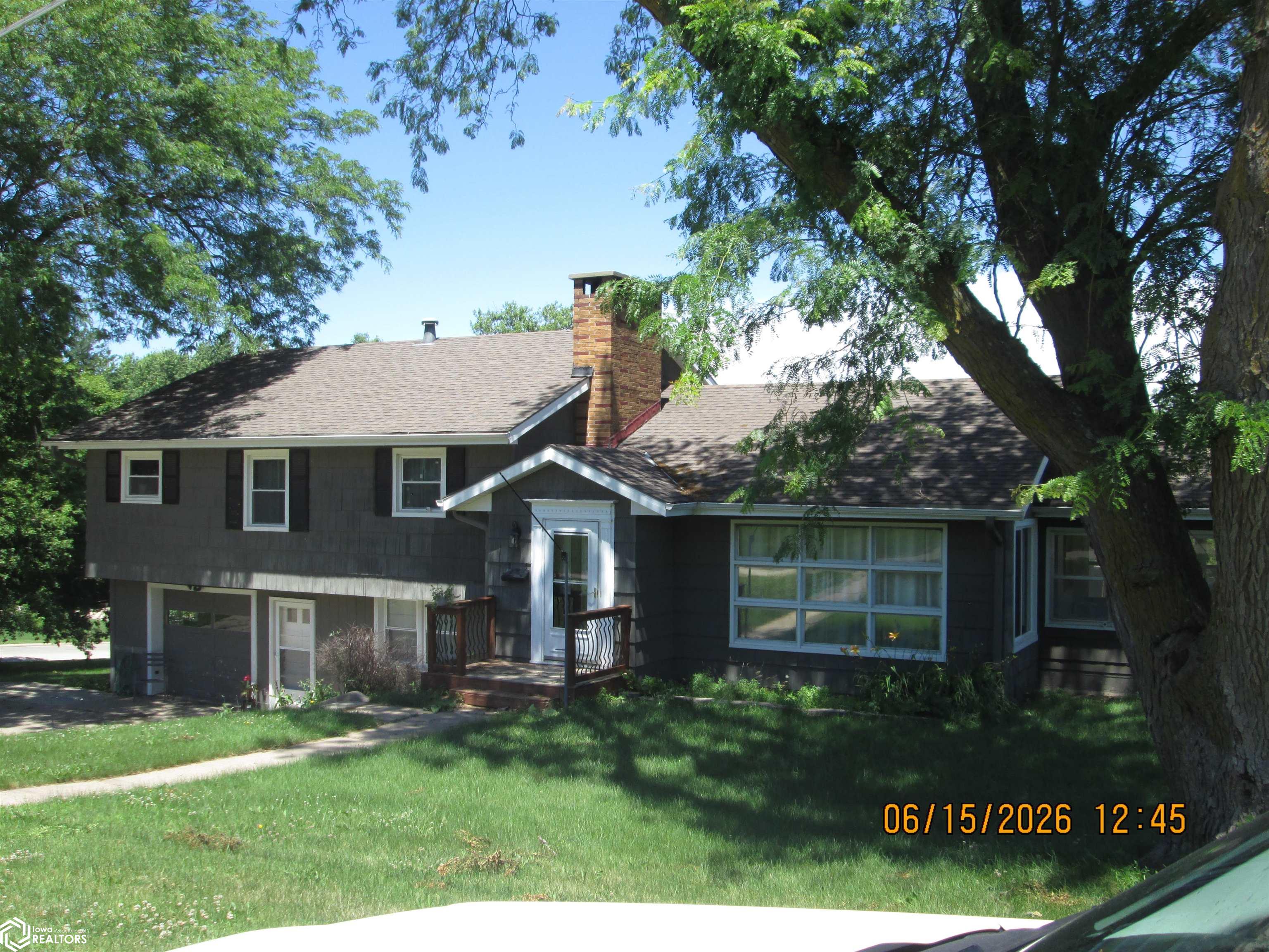 202 E 14 Street — photo