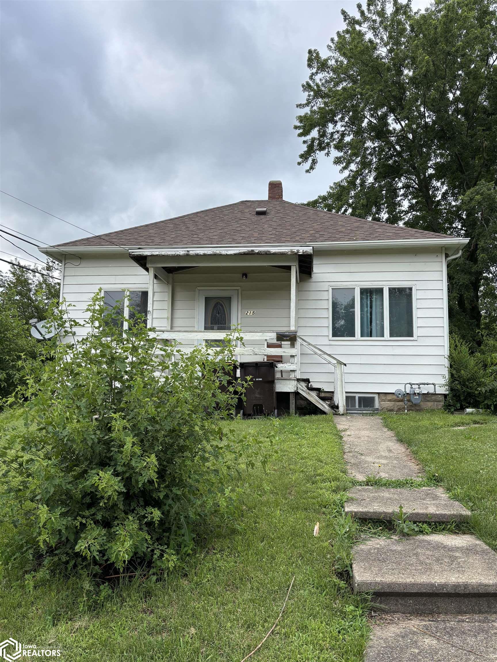 215 W Clay Street — photo