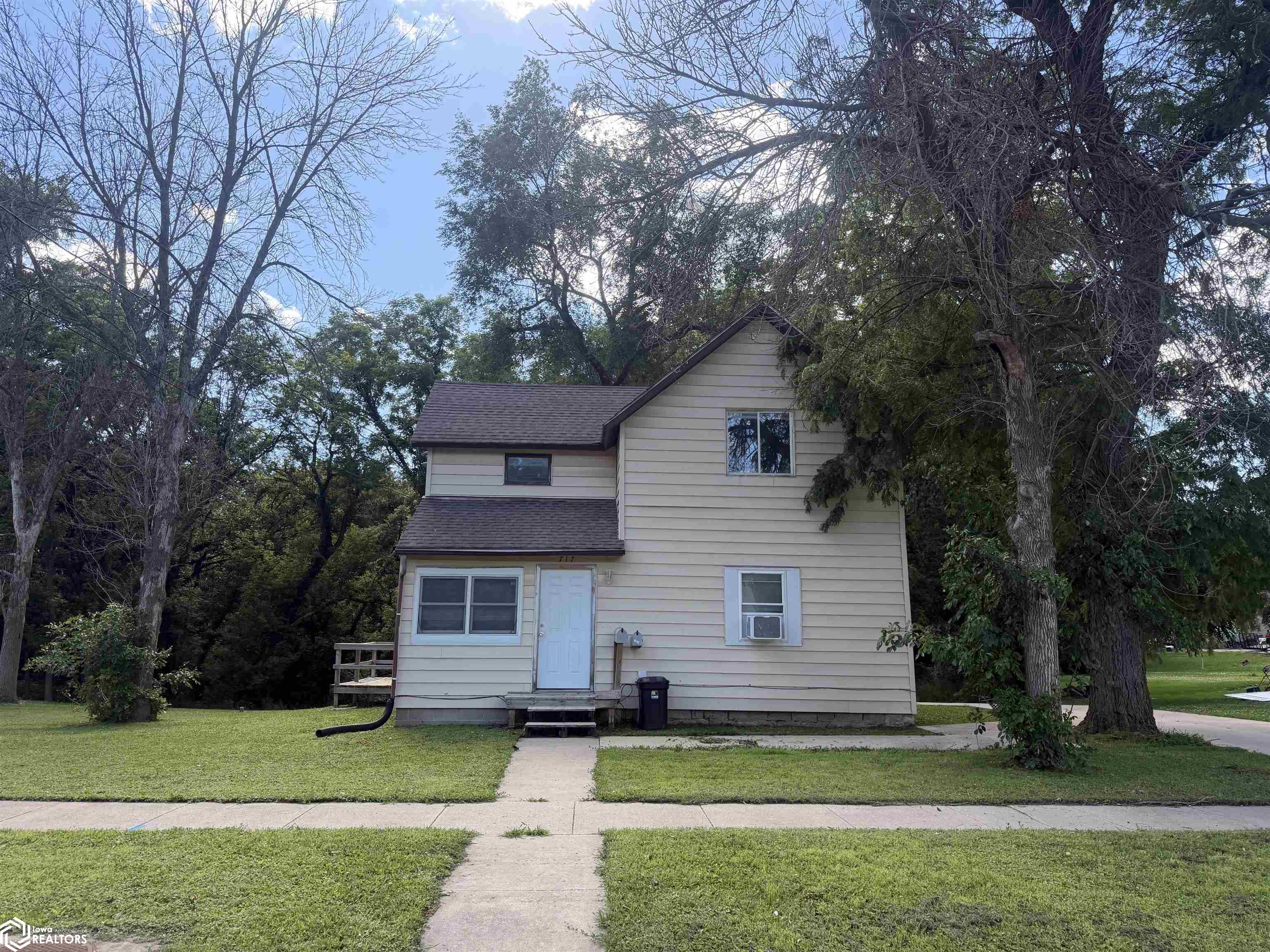 717 Depot Street — photo