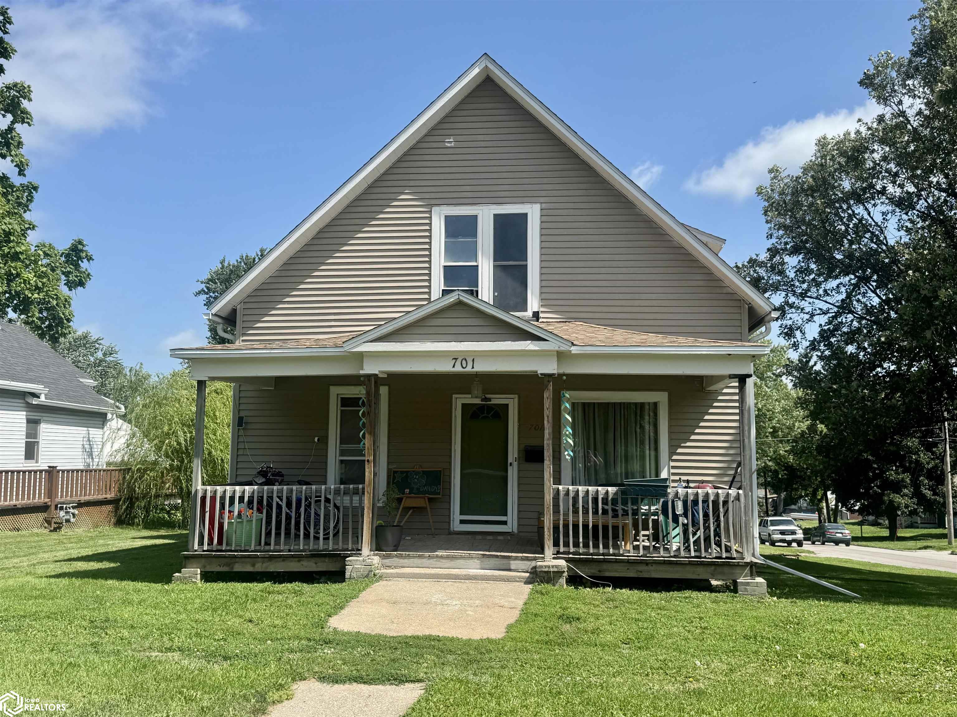 701 W Mills Street — photo