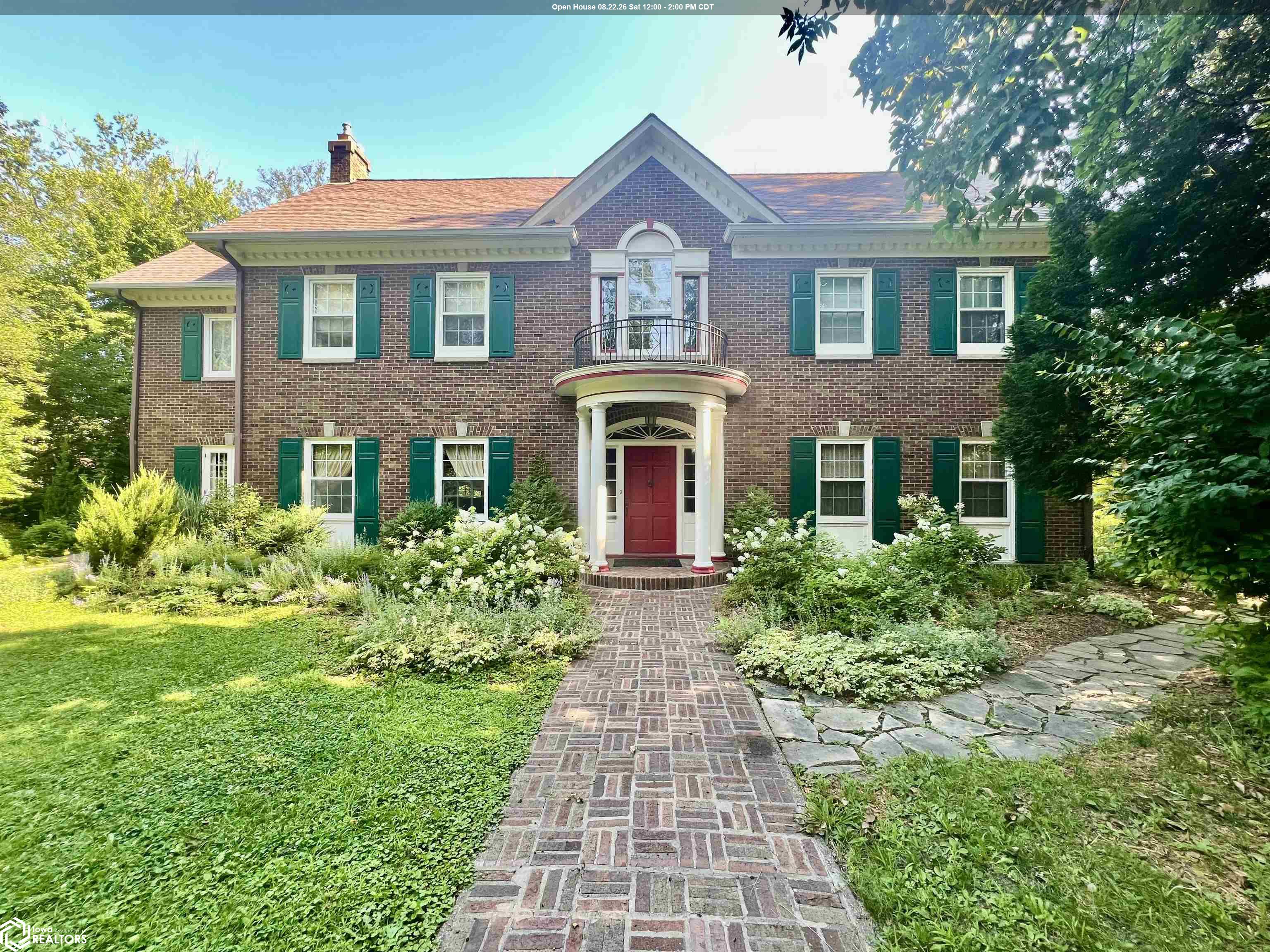 707 E Burlington Avenue — photo