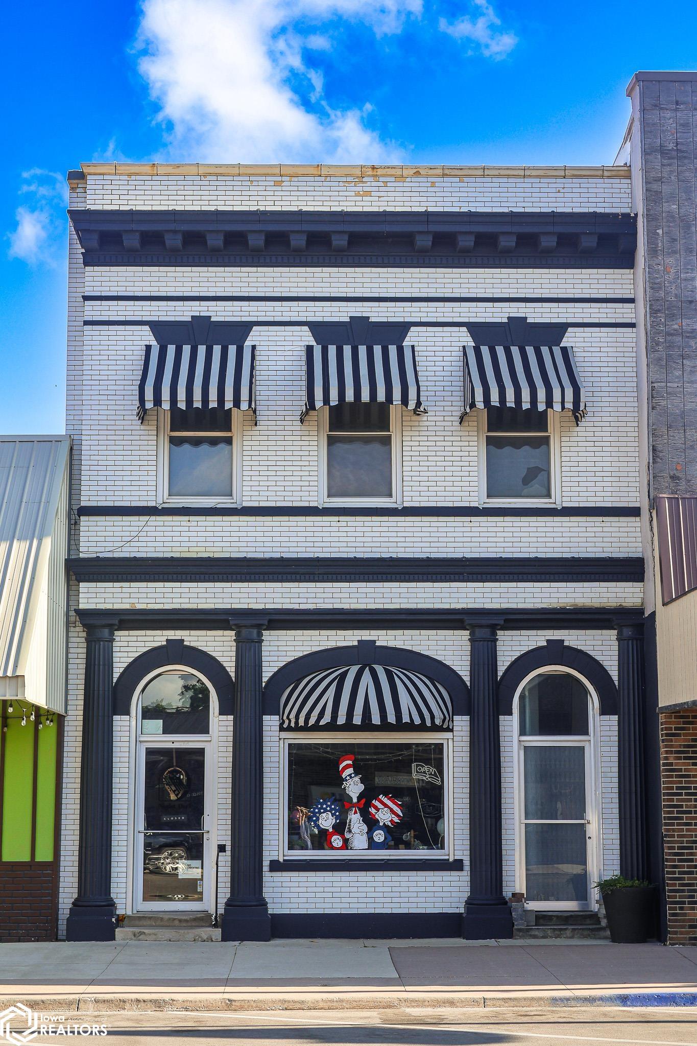 605 Sumner Avenue — photo