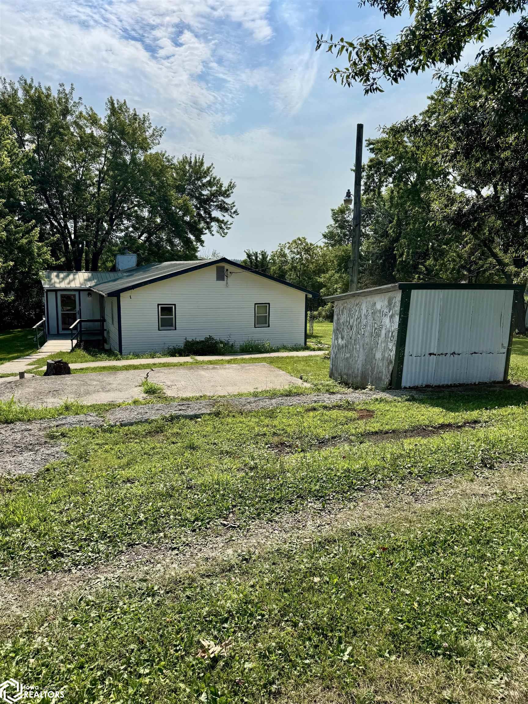 208 Sheldon, Diagonal, IA 50845 — photo 2