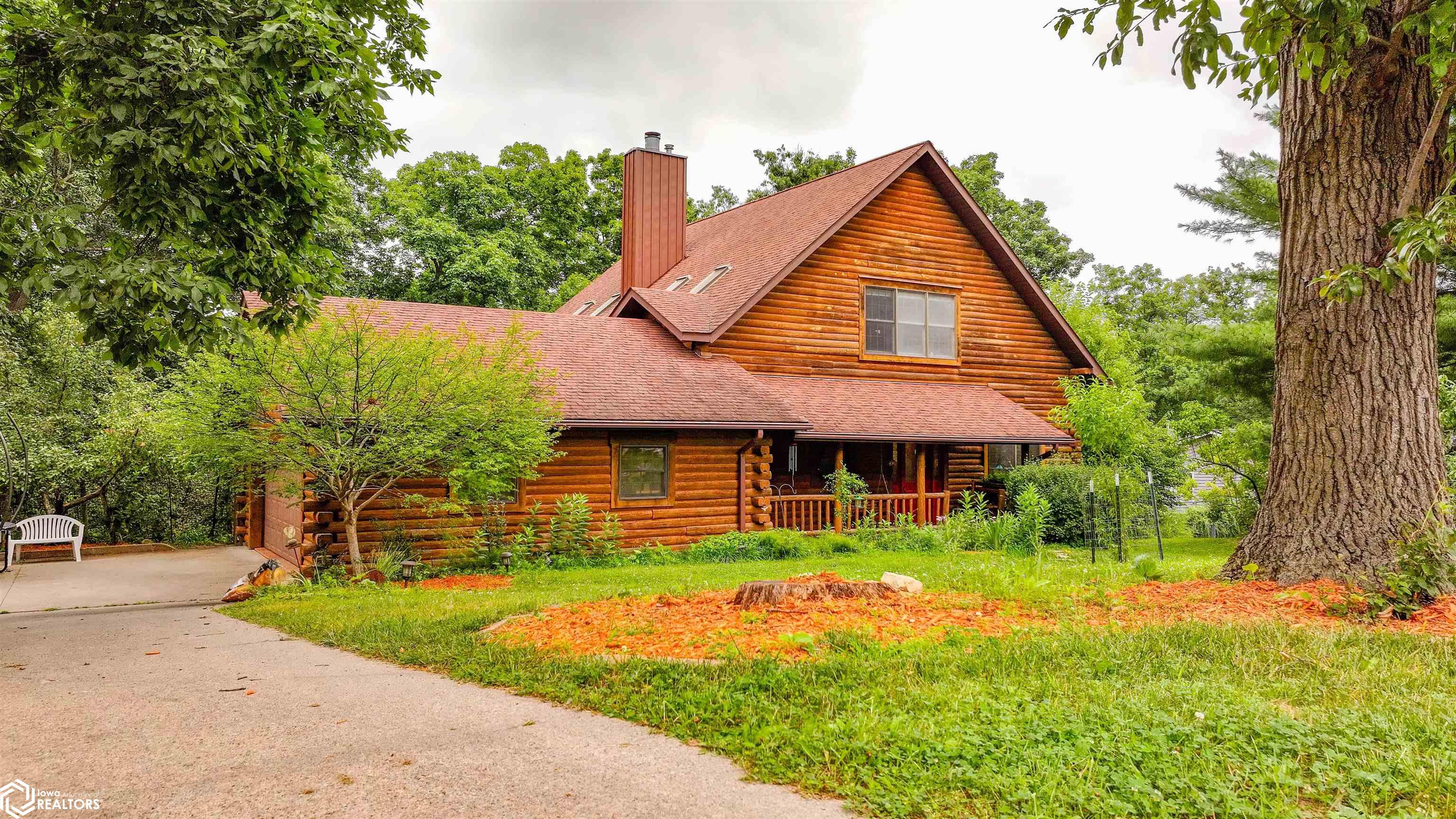 45 Brookwood Court — photo