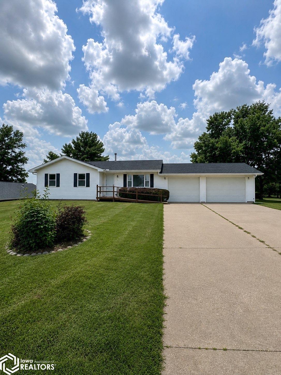 103 Valley West Drive — photo