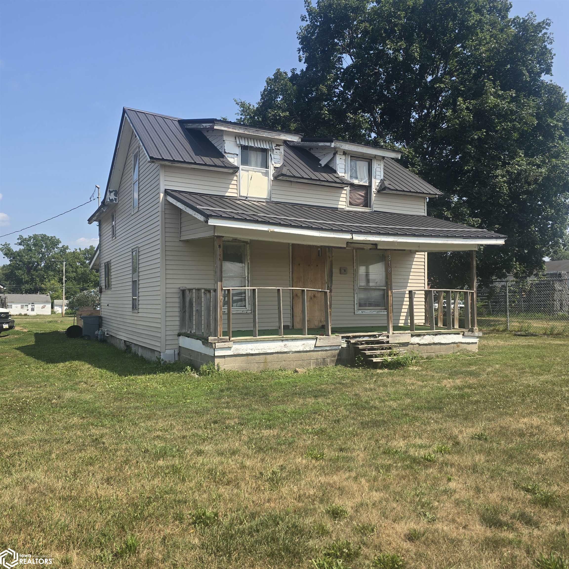 818 N I Street — photo