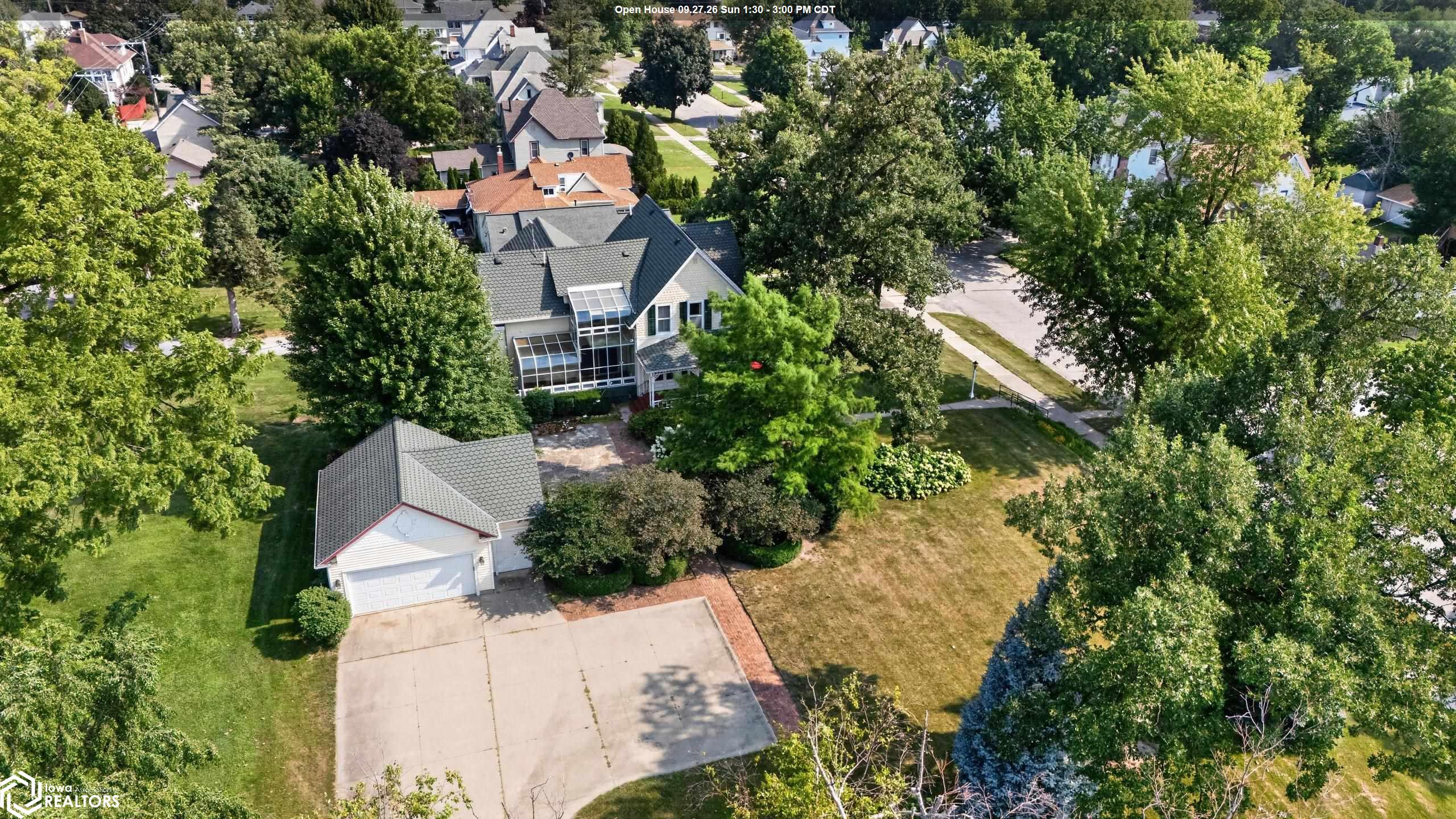 401 Jerome Street — photo