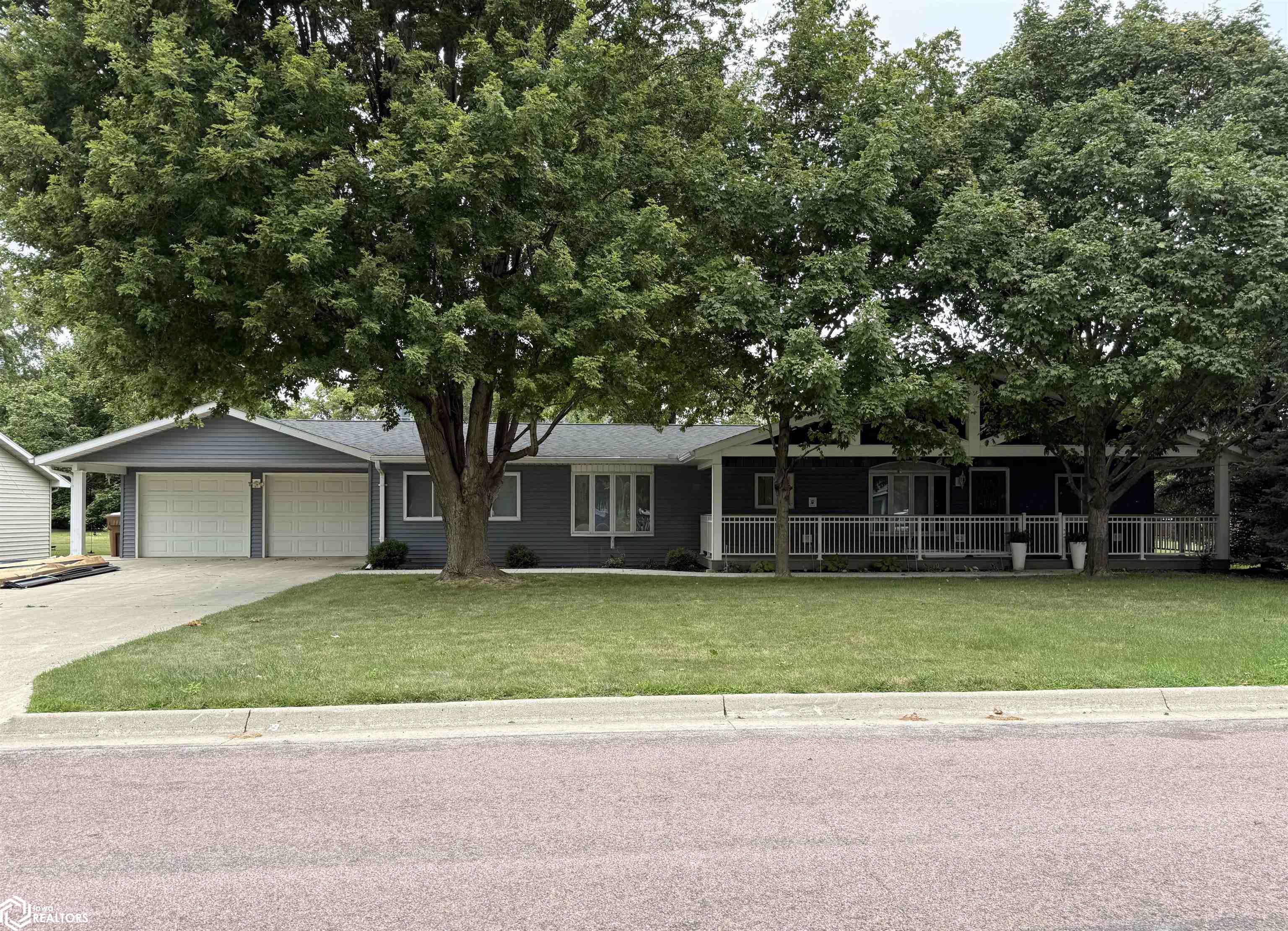 503 Dakota Street — photo